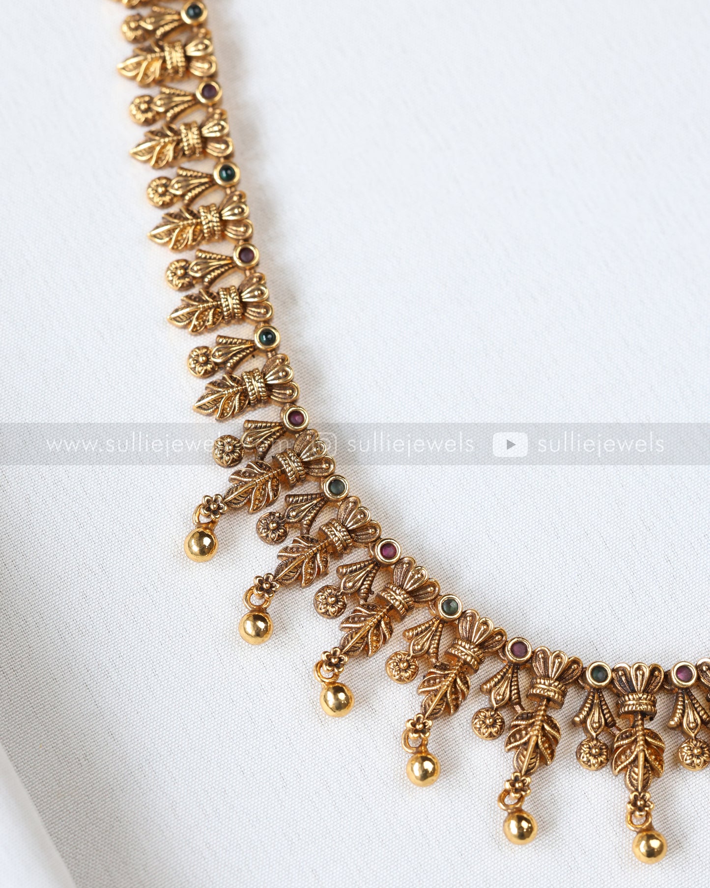 7214 - No Idol Leaf Design Minimal Long Chain with Stud