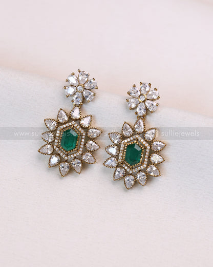 3704 - Emerald Centre Stone Designer Necklace with Stud