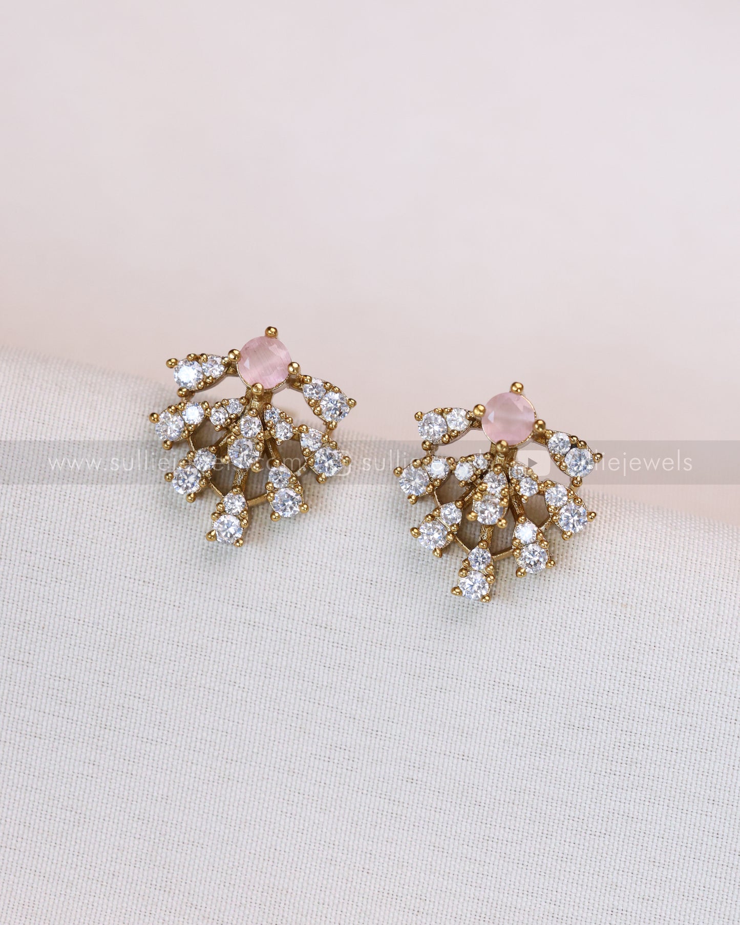 AD Leaf Colour Stone Hasli with Stud