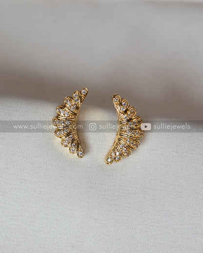 Crescent Moon Gold Necklace with Stud