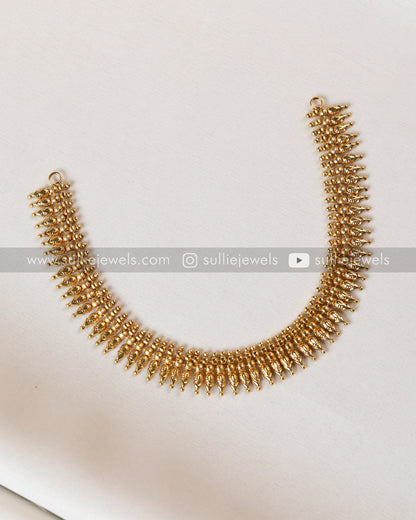 Minimal Golden Spike Necklace with Stud