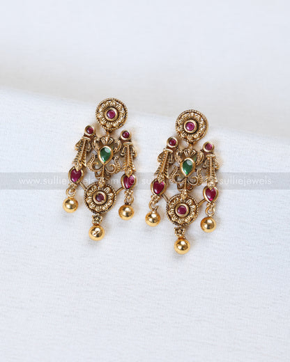 3913 - No Idol Multicolour Stone Floral Designer Necklace with Stud