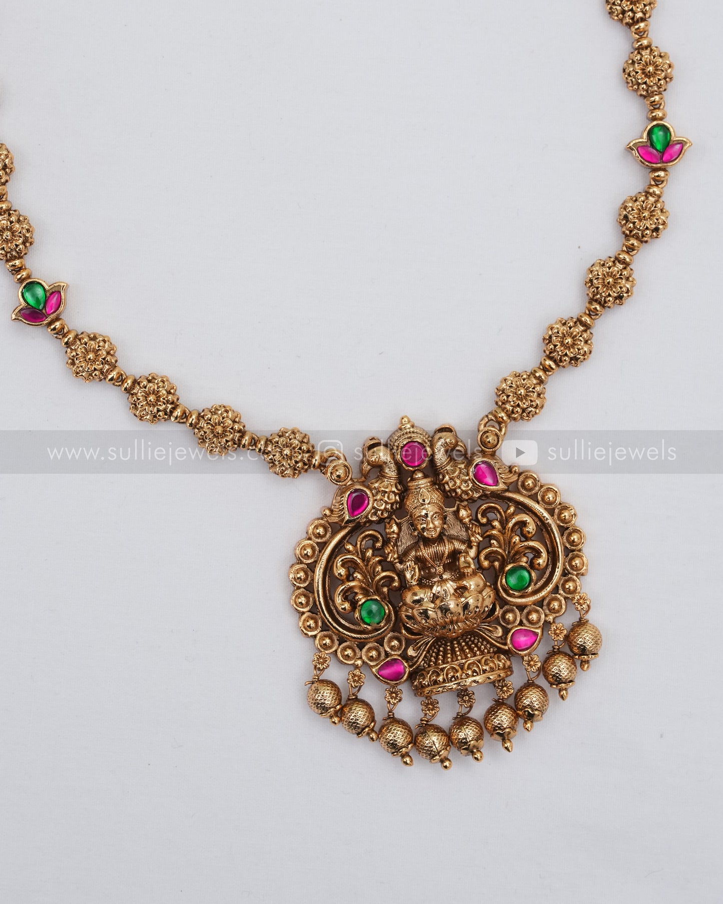 6032 - Lakshmi Premium Copper Gold Pendant Chain with Earrings