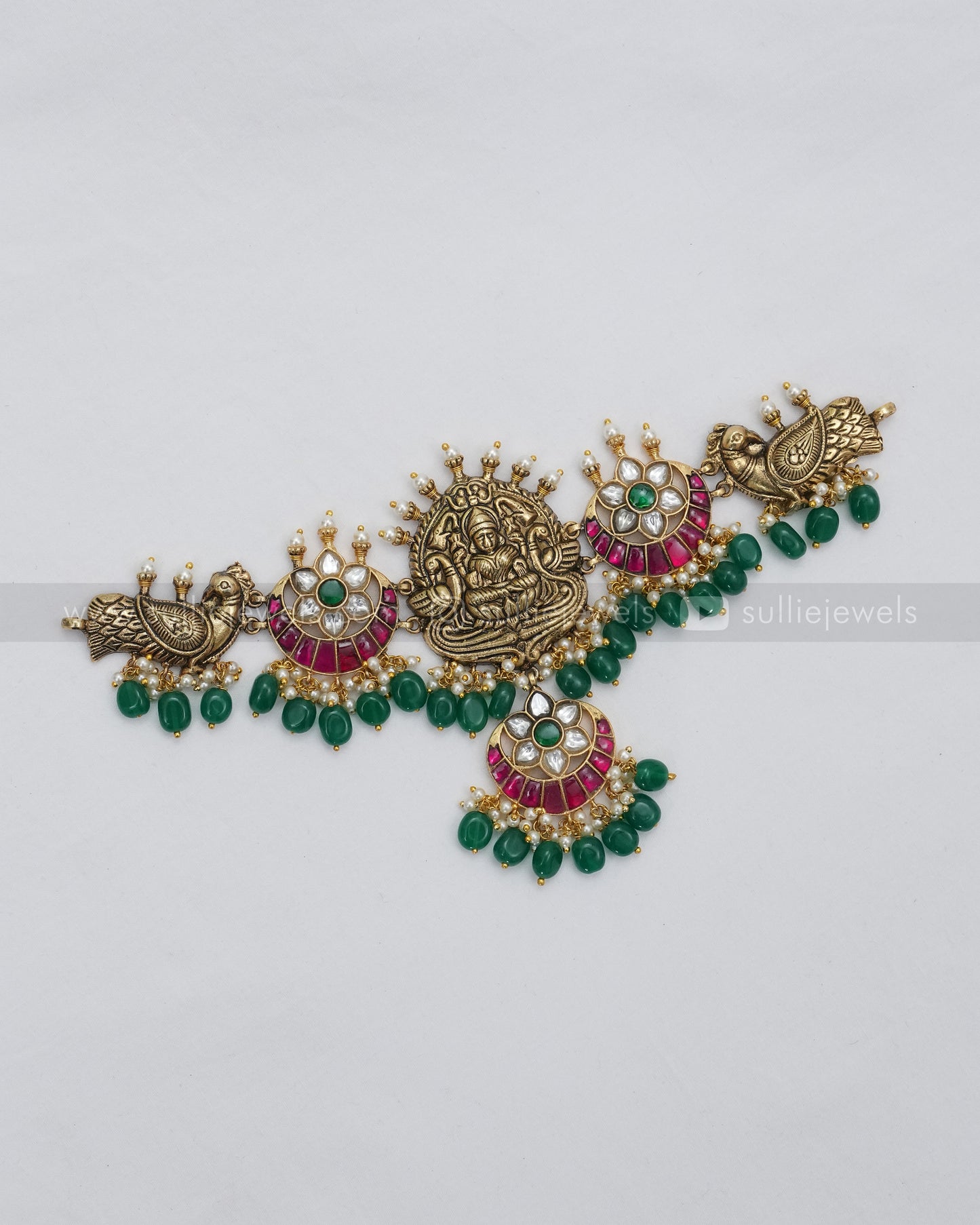 Jadau Kemp Premium Choker with Green Beads