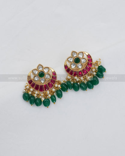 Jadau Kemp Premium Choker with Green Beads