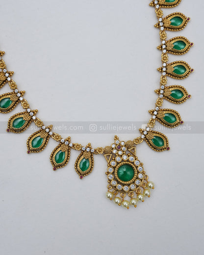 3590 - AD Stone Palakka Necklace with Earrings