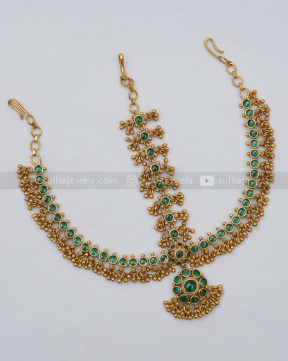 Green Floral Kemp Damini Tikka with Gold Beads