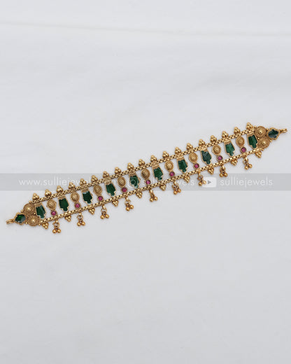 2100 - Traditional Palakka & Gold Beads Choker with Earrings