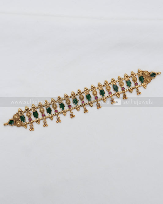 2100 - Traditional Palakka & Gold Beads Choker with Earrings