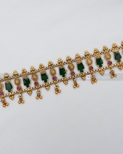 2100 - Traditional Palakka & Gold Beads Choker with Earrings