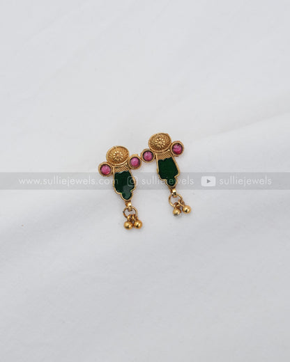 2100 - Traditional Palakka & Gold Beads Choker with Earrings
