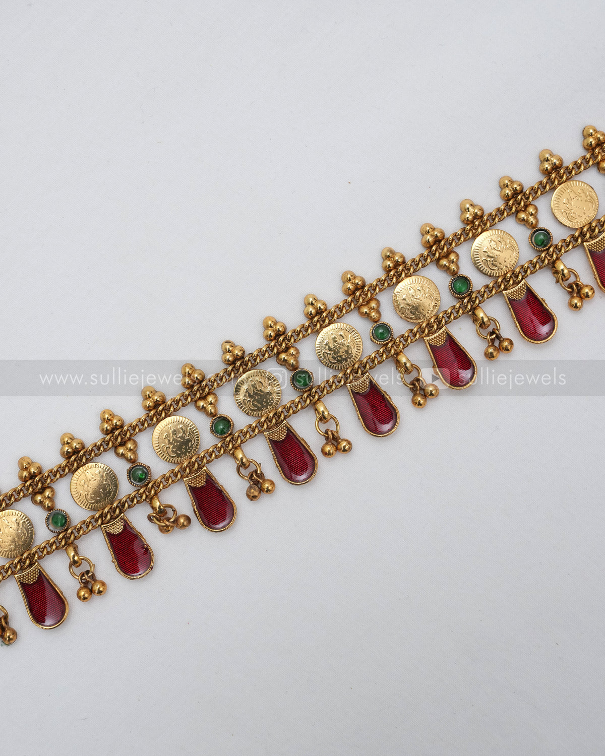 Sullie Basic - Palakka Ruby Coin Choker with Stud