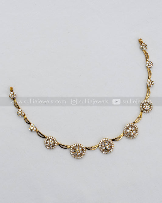 3622 - Minimal Flower AD White Necklace with Earring