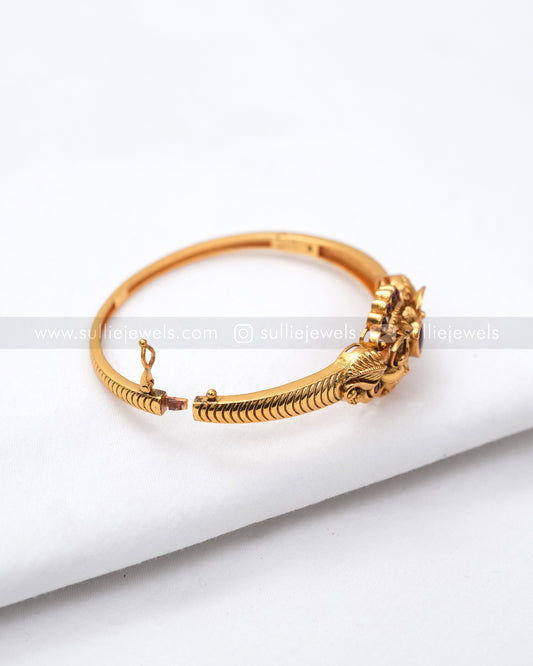 9011 - Minimal Ruby Kemp Elephant Openable Cuff Bangle