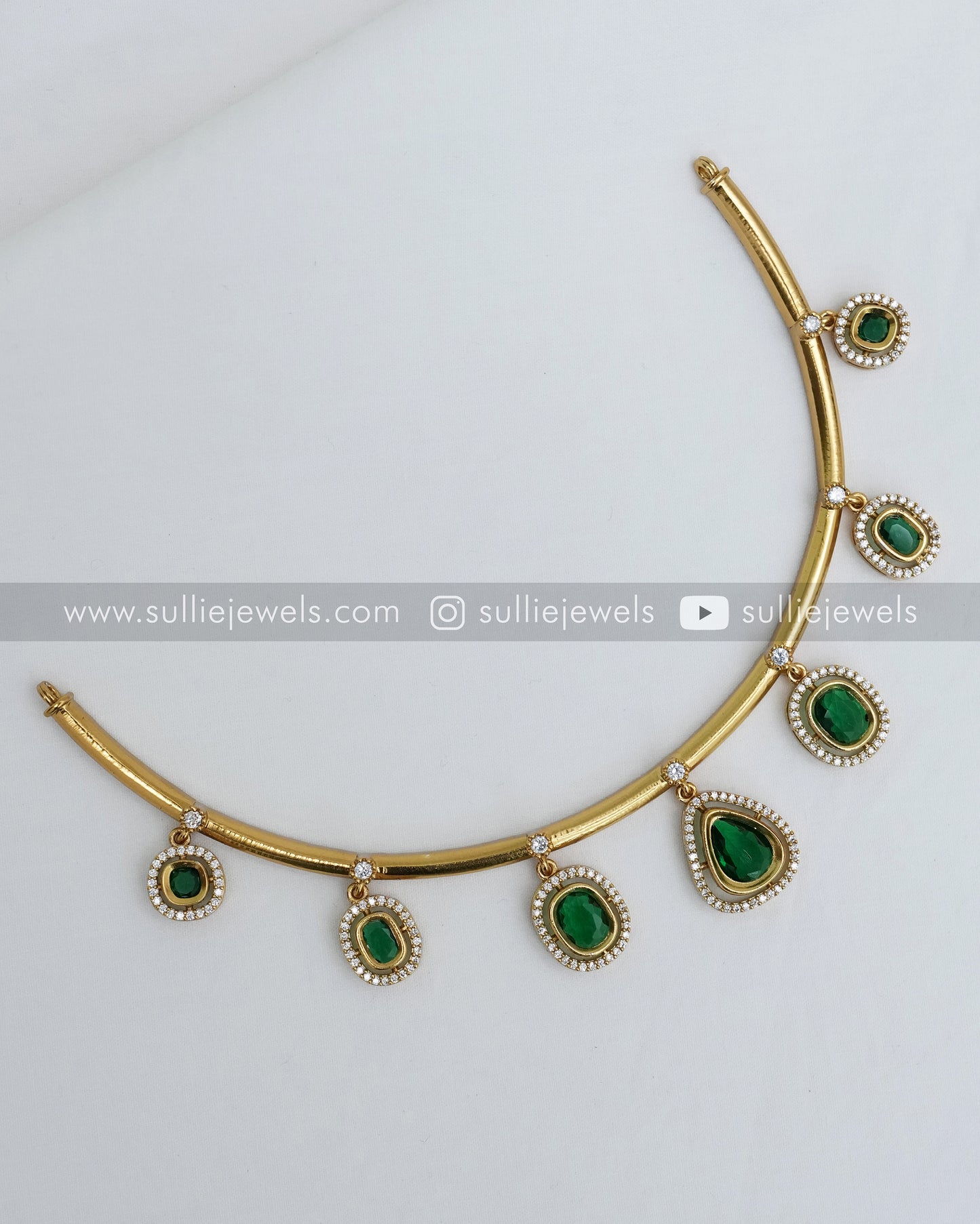 Victorian Green Drop Hasli with Stud