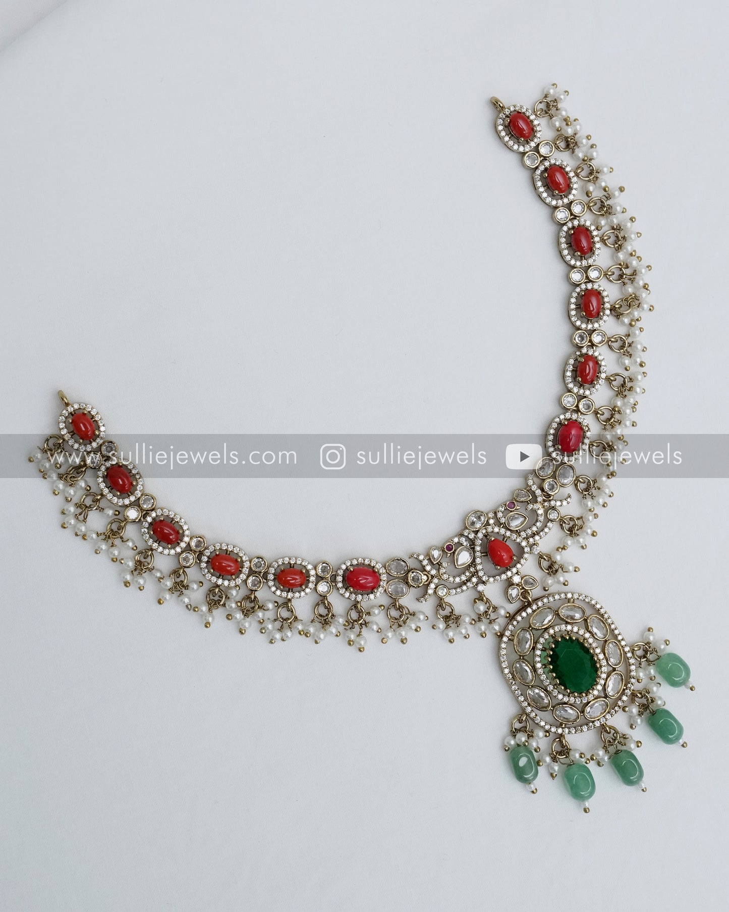 Victorian Emerald & Coral Pendant Necklace with Earring