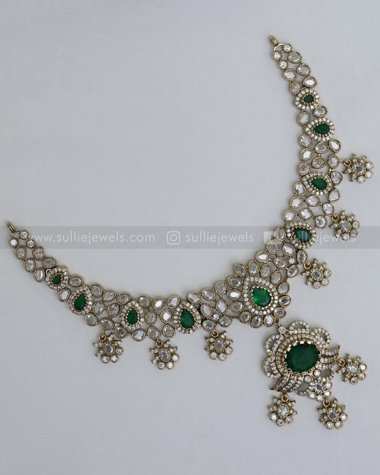 Victorian Emerlad Necklace with Earring