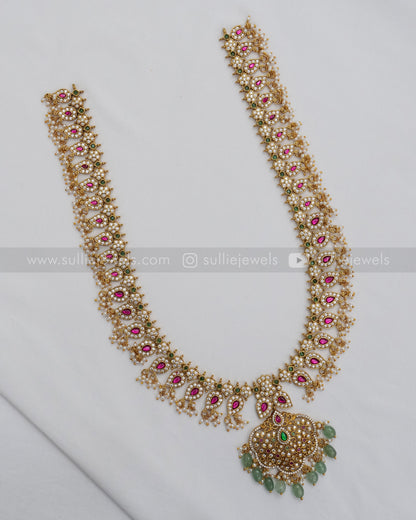 7135 - No Idol - Kemp Guttapusalu Long Chain with Earring - Mint Beads