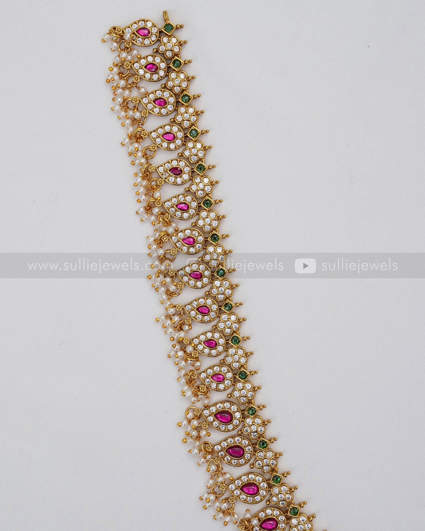 7135 - No Idol - Kemp Guttapusalu Long Chain with Earring - Mint Beads