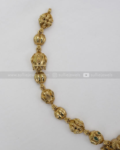 Lakshmi Detailed Necklace with Gold Chain and Jhumka