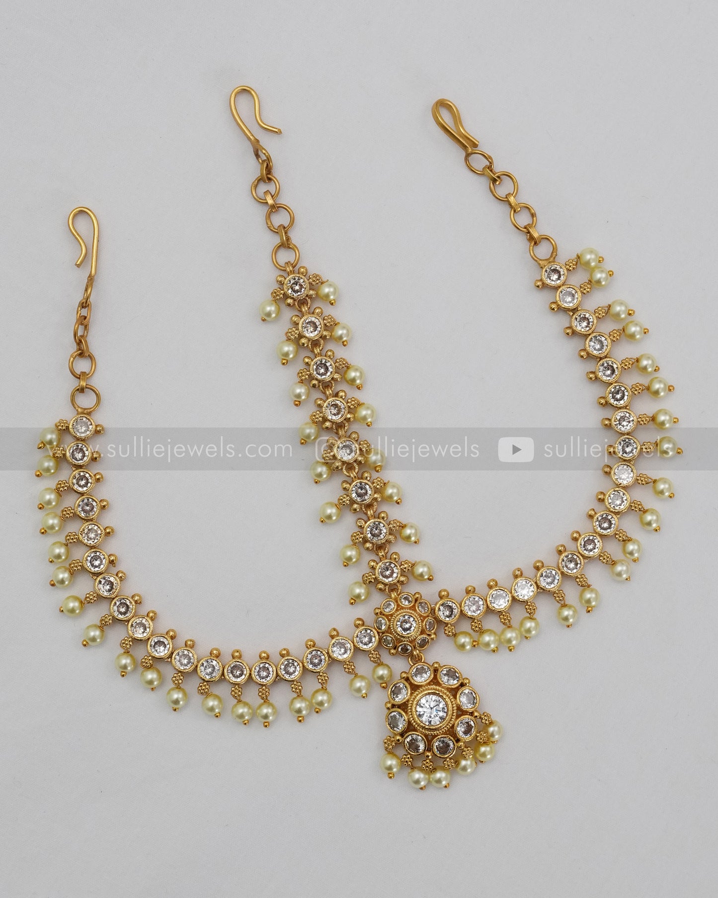 White Floral Kemp Damini Tikka