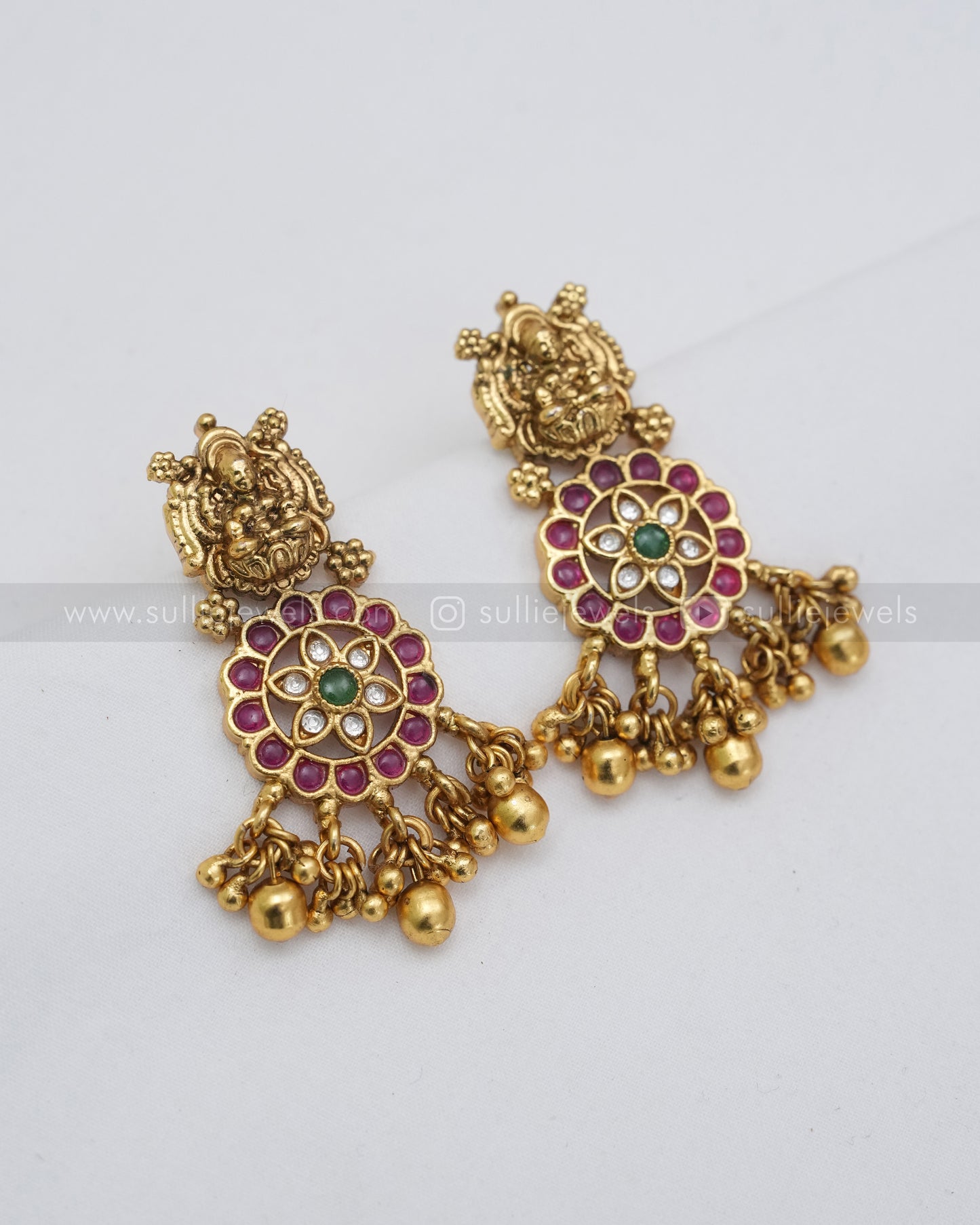 Lakshmi Coral Stone Necklace with Earring