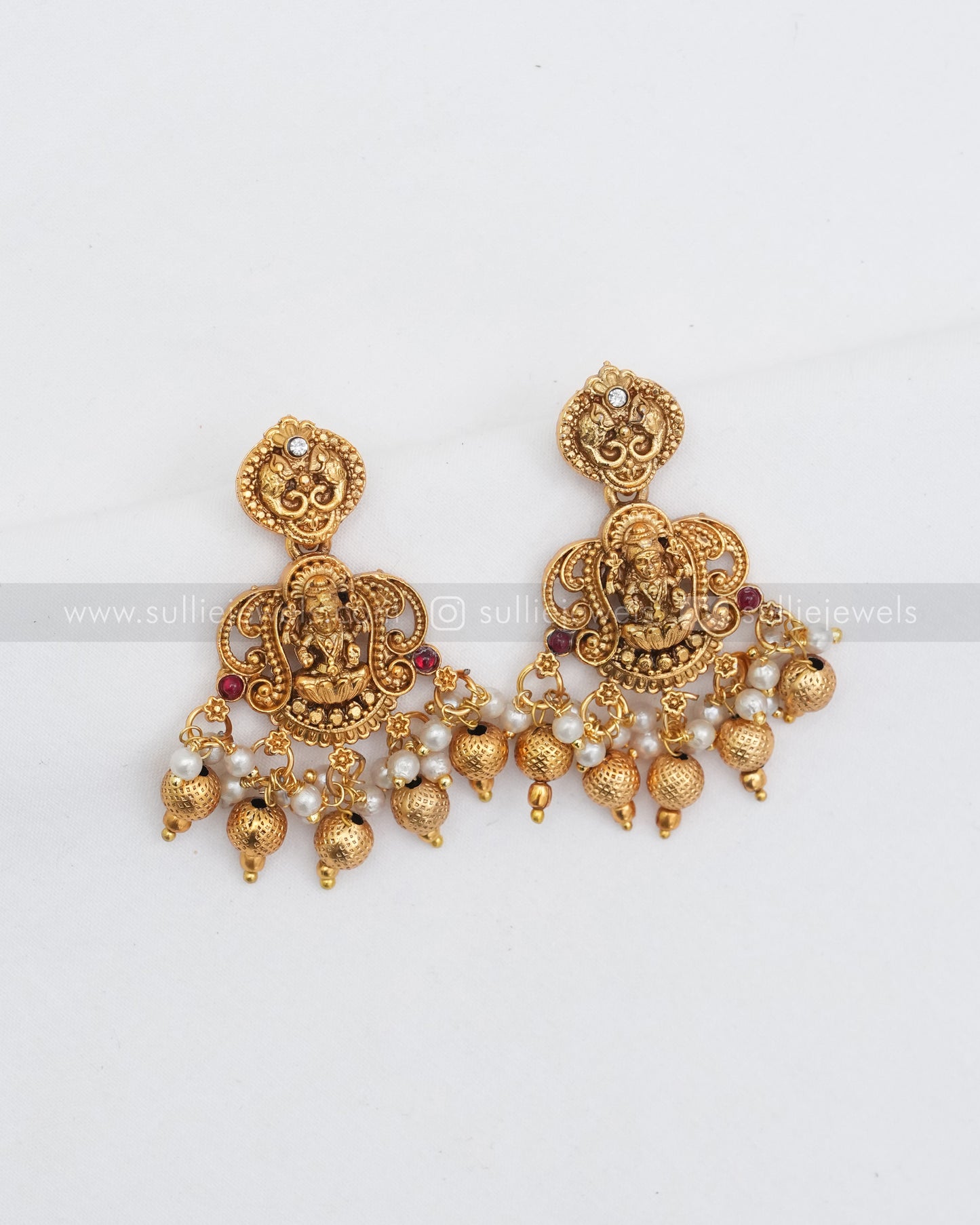 Sullie Basic - Lakshmi Multicolour Stone Gold Necklace with Stud